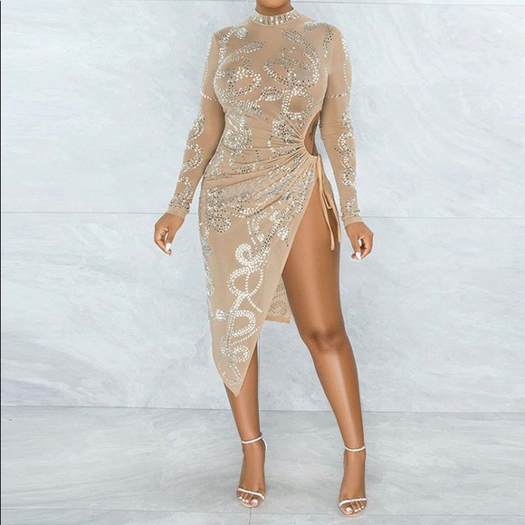 SOLD!!! NWT High Thigh Slit NYE CUT OUT Party Dress - NUDE - Size XL/XXL 💎 - Picture 1 of 3